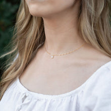 Load image into Gallery viewer, tiny pearls necklace