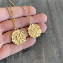 Load image into Gallery viewer, gold coin necklace