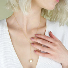 Load image into Gallery viewer, pearl drop necklace